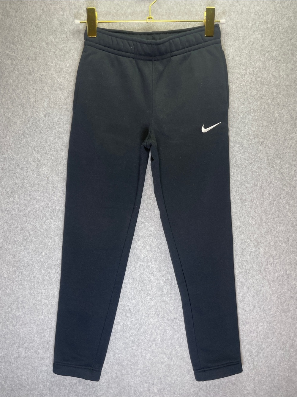 Nike Kids Training Swratpants in Black NWT Size Medium